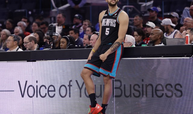 Baccarat-李凯尔预计明日迎森林狼首秀 而对手正好是刚刚与其买断的灰熊