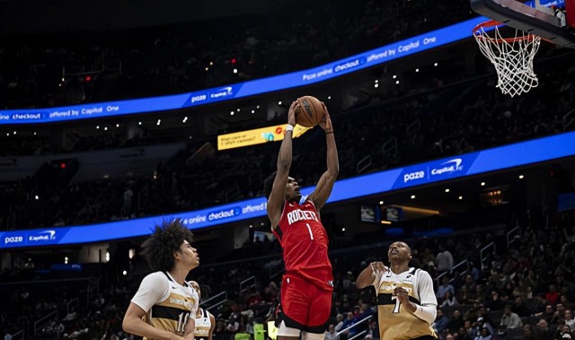 线上娱乐游戏-明明其他能力都非常出色，但火箭却非要让他担任控卫的角色？