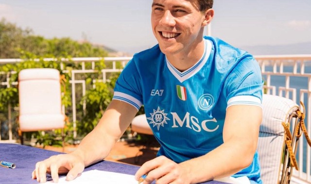 罗马诺：霍伊伦合同中有8500万欧解约条款，2027年夏天开始生效