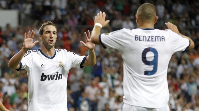 1664855622820070772.jpg 151184937.jpg